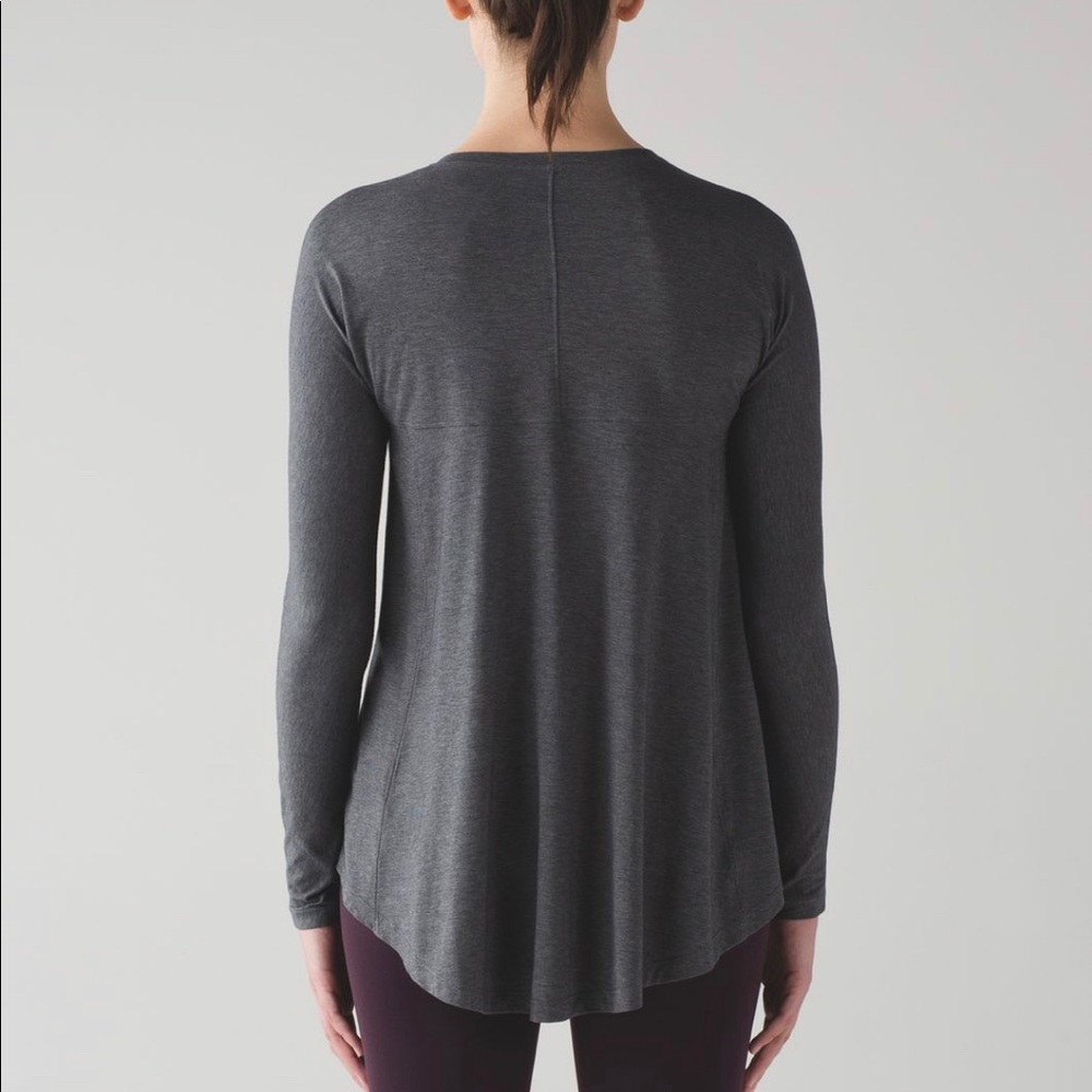 Lululemon Long Sleeve High Lo Flow City Bound Tee - Picture 3 of 6